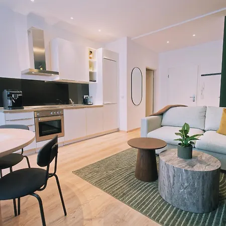 Waterfront Riverside Premium Suites By Ory Living-3